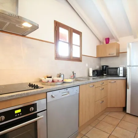 Vakantiehuis Ainhoa, 2 Pieces, 2 Personnes - Fr-1-384-400 *